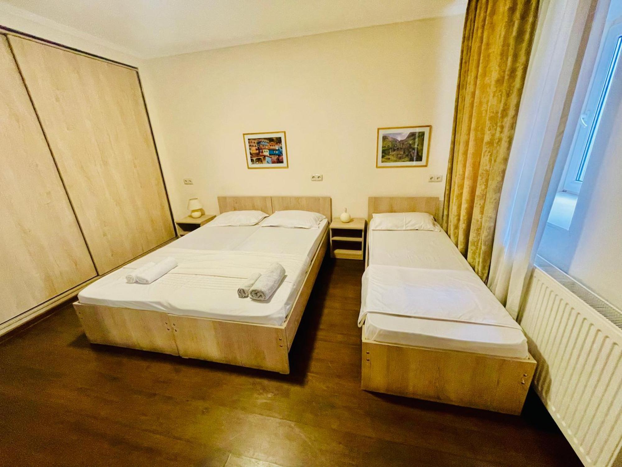 Albergue Bon Voyage Tiflis Exterior foto